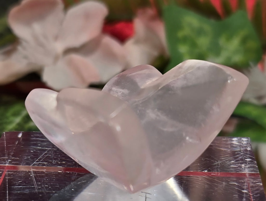 ROSE QUARTZ BUTTERFLY