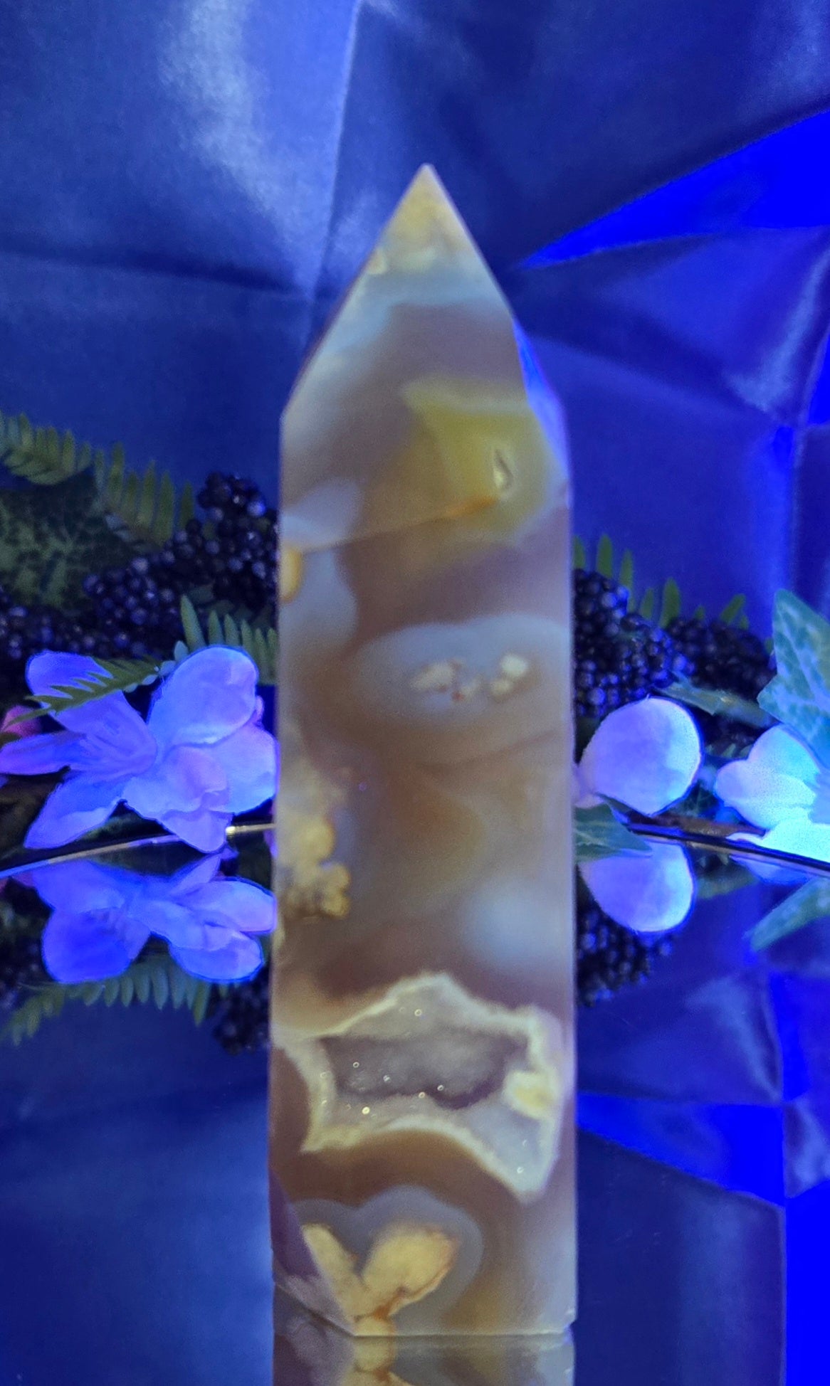 FLOWER AGATE TOWER