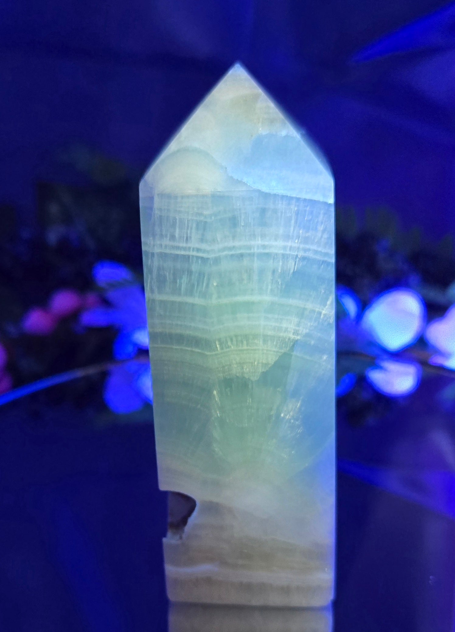 PISTACHIO CALCITE