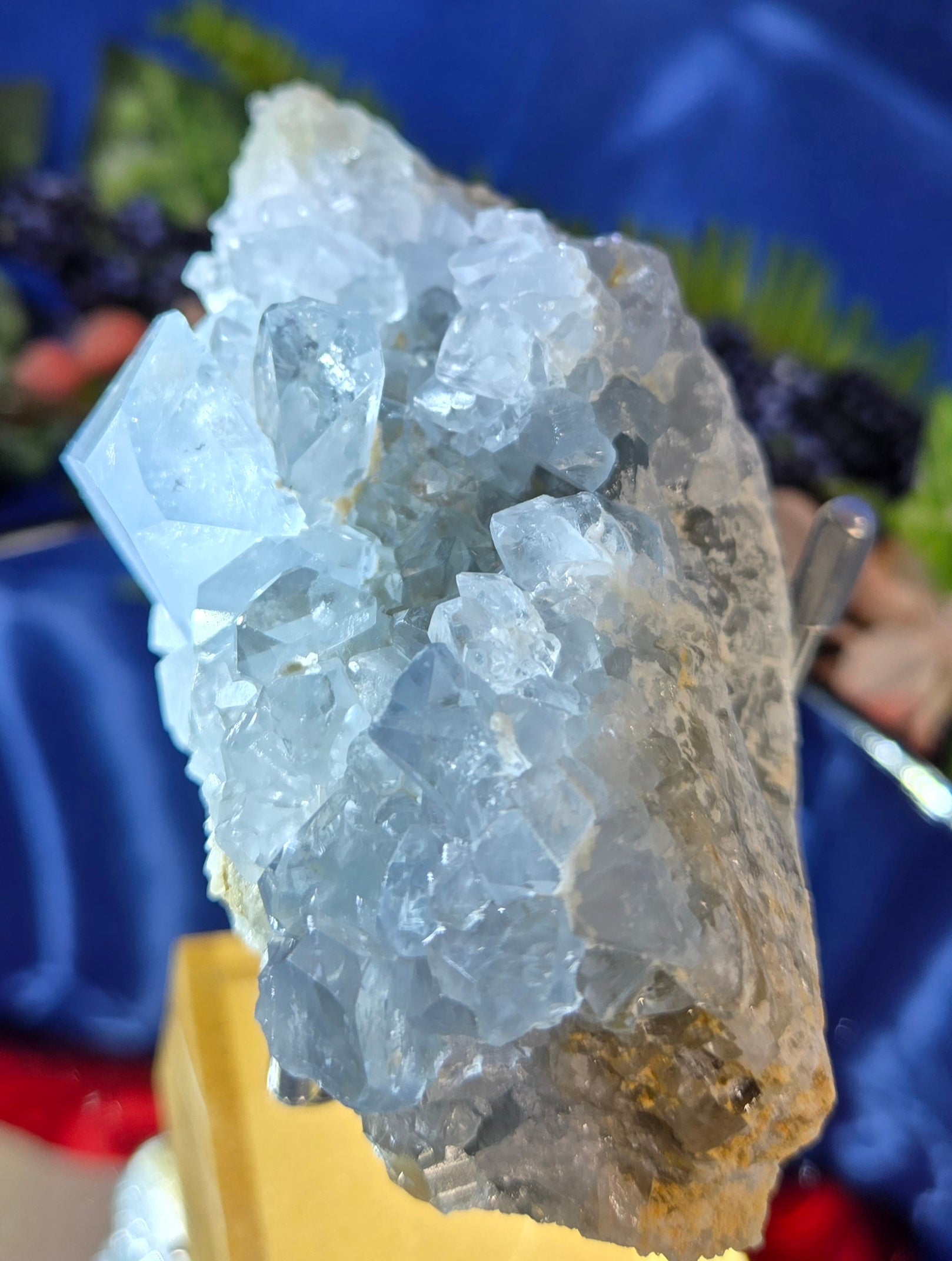 CELESITE CLUSTER