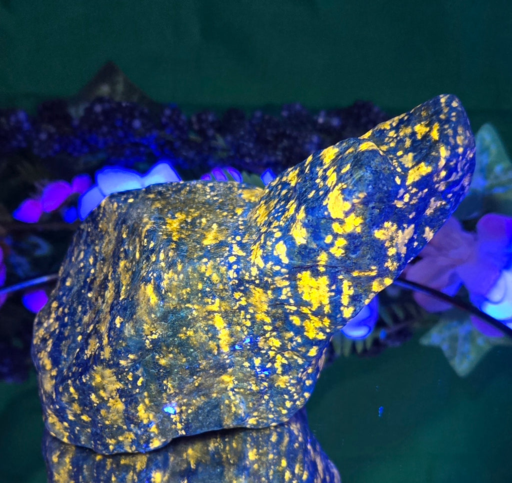 LAPIS LAZULI