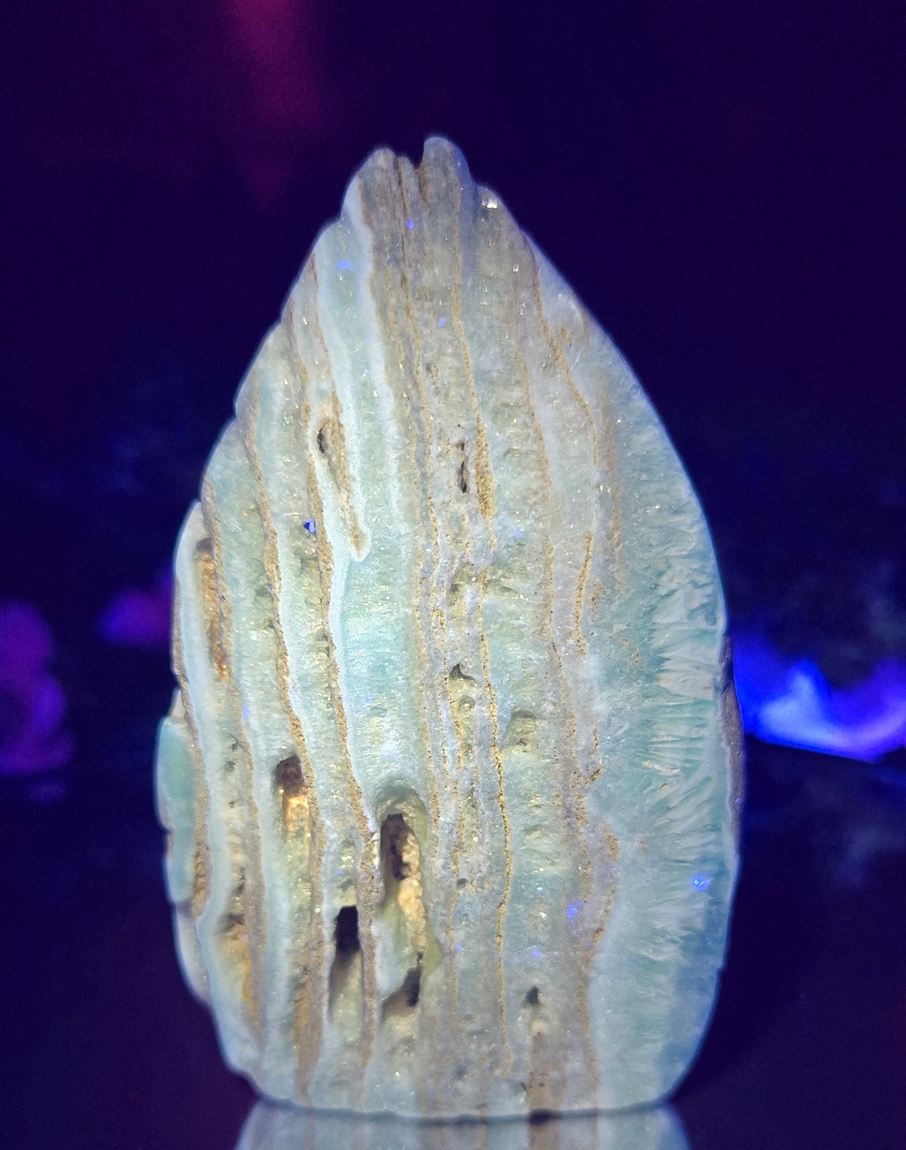 CARIBBEAN CALCITE FREE FORM