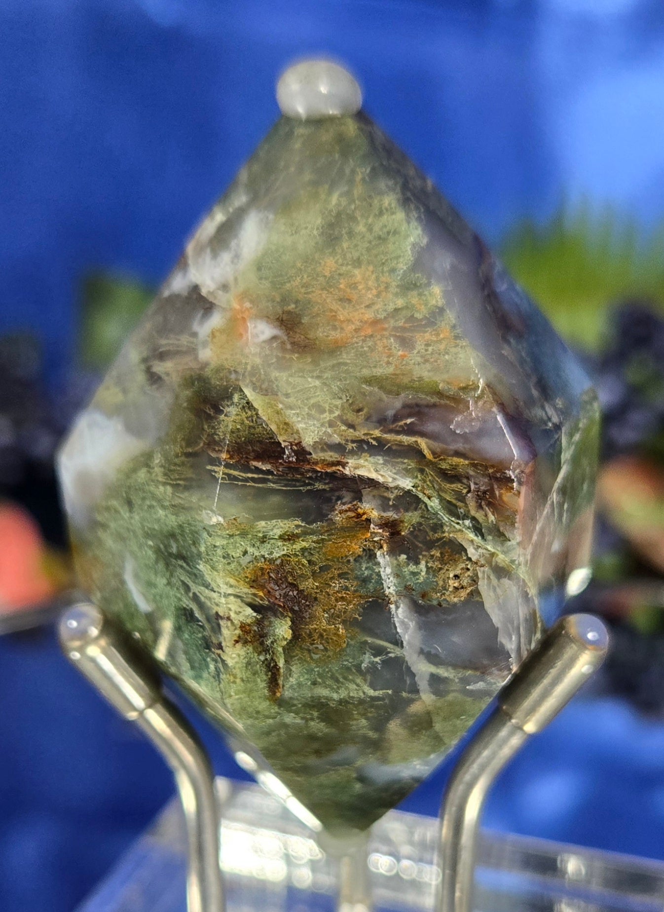 MOSS DIAMOND WITH STAND