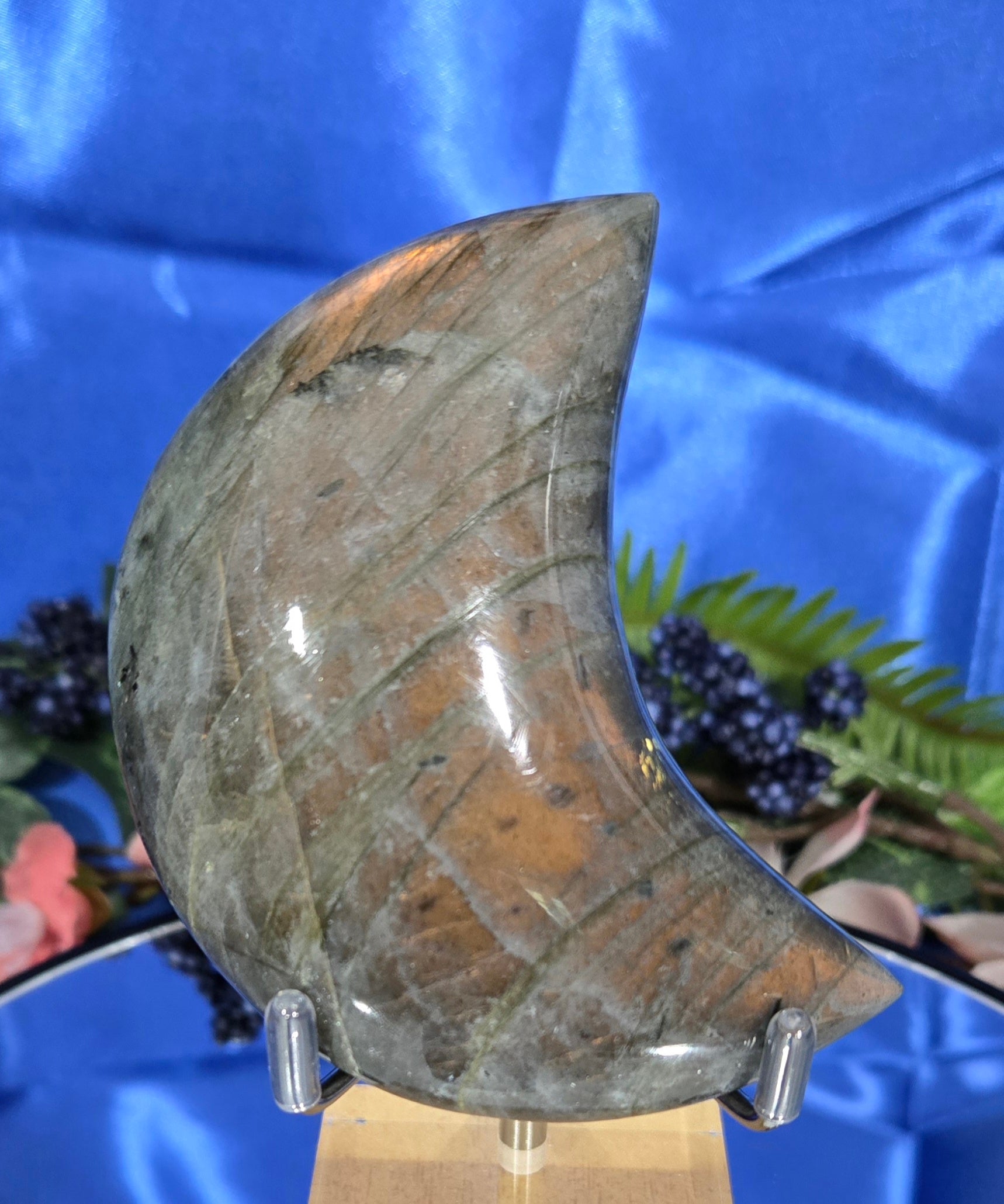 LABRADORITE MOON CARVING