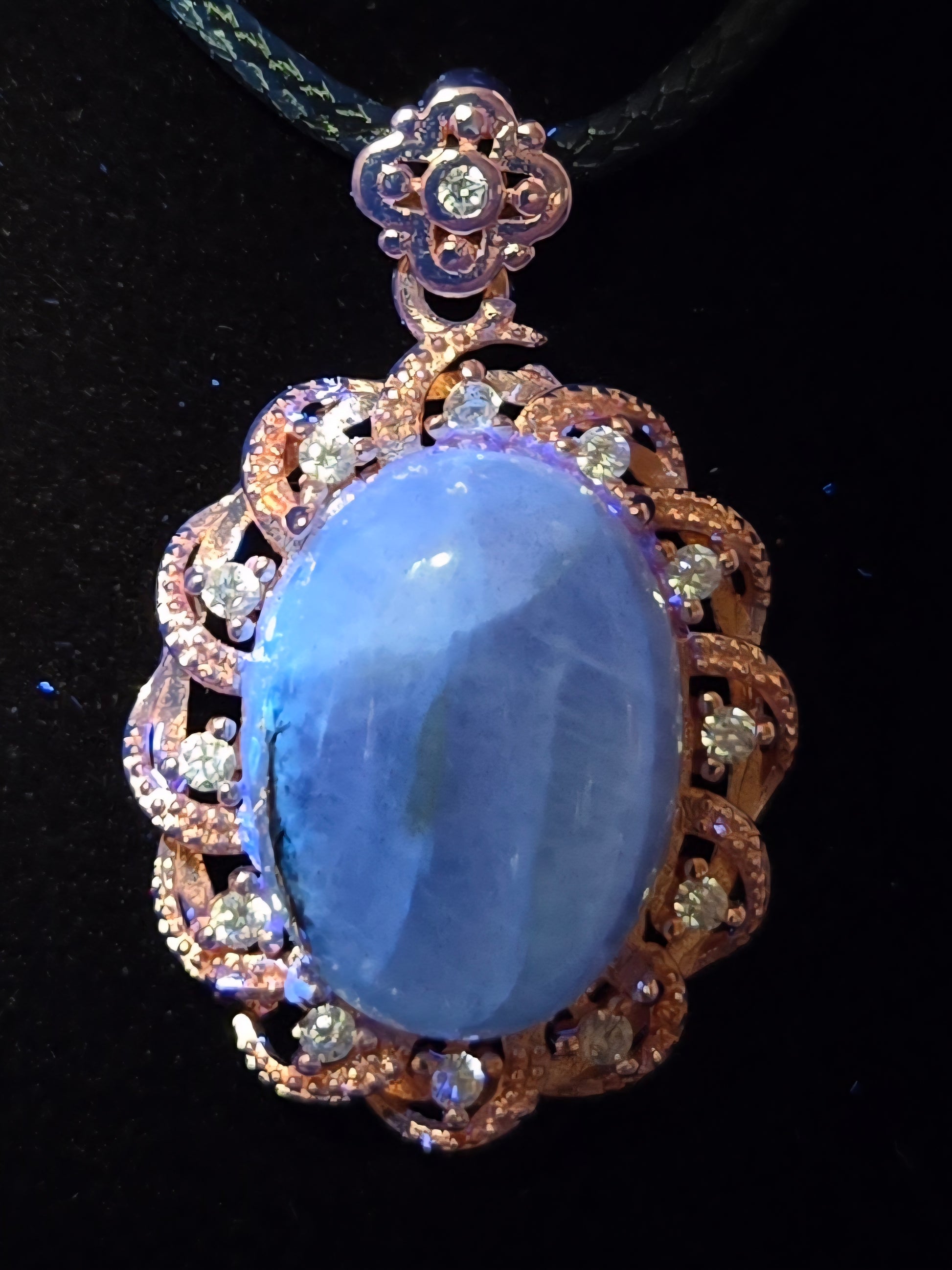LABRADORITE NECKLACE