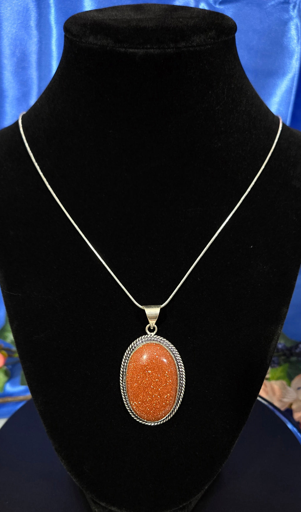 SUNSTONE NECKLACE