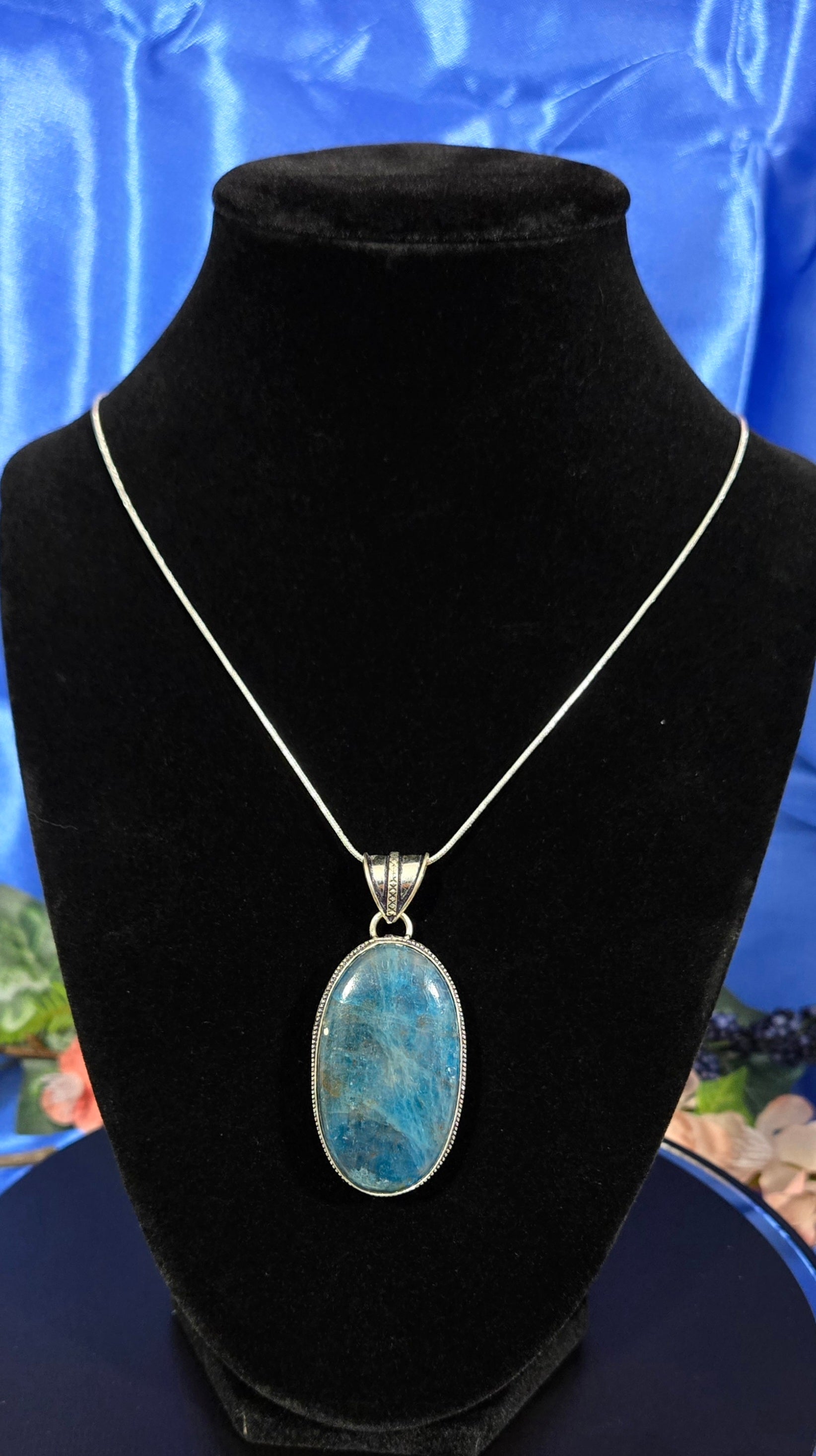 BLUE APATITE NECKLACE