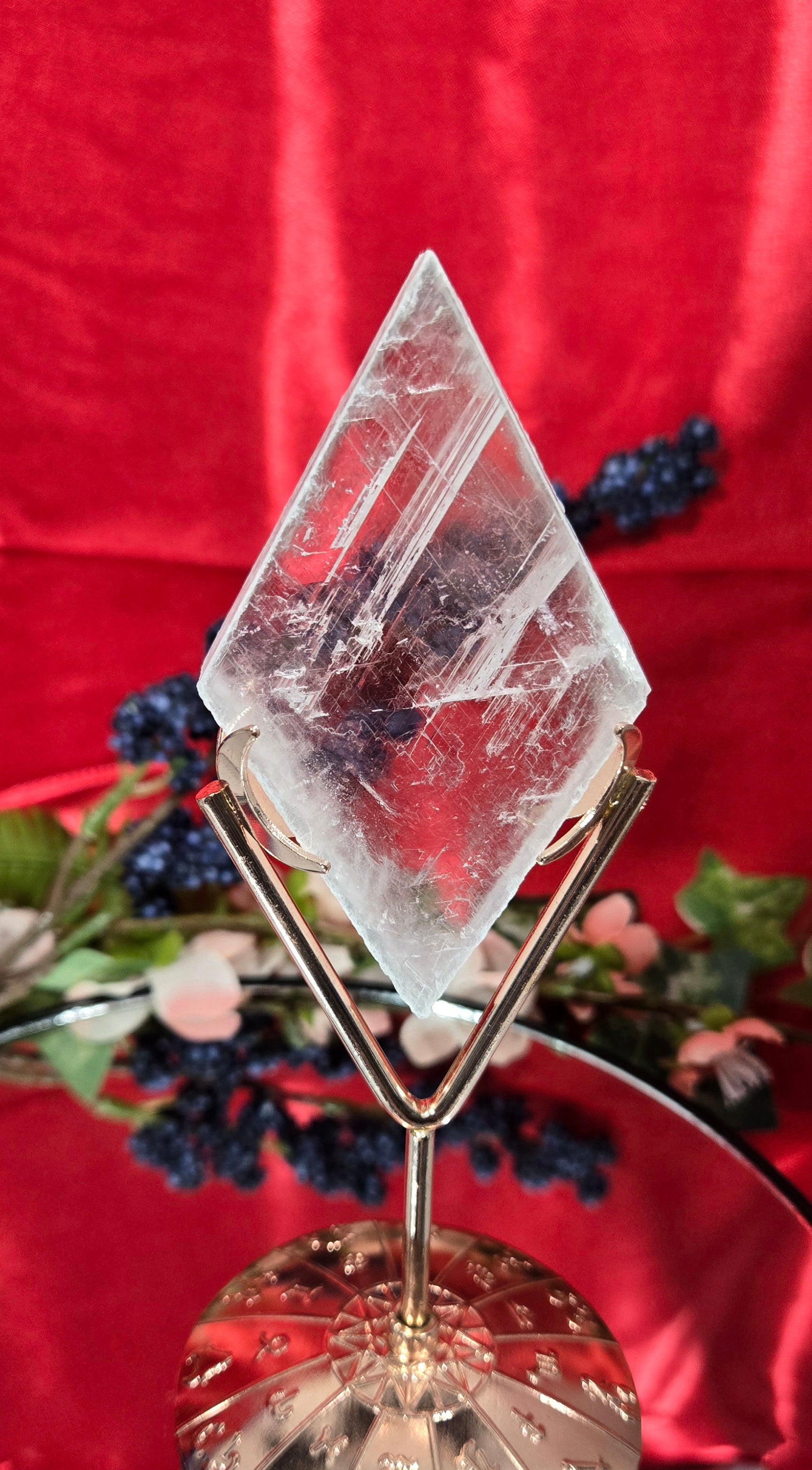 GYPSUM SELENITE WITH STAND
