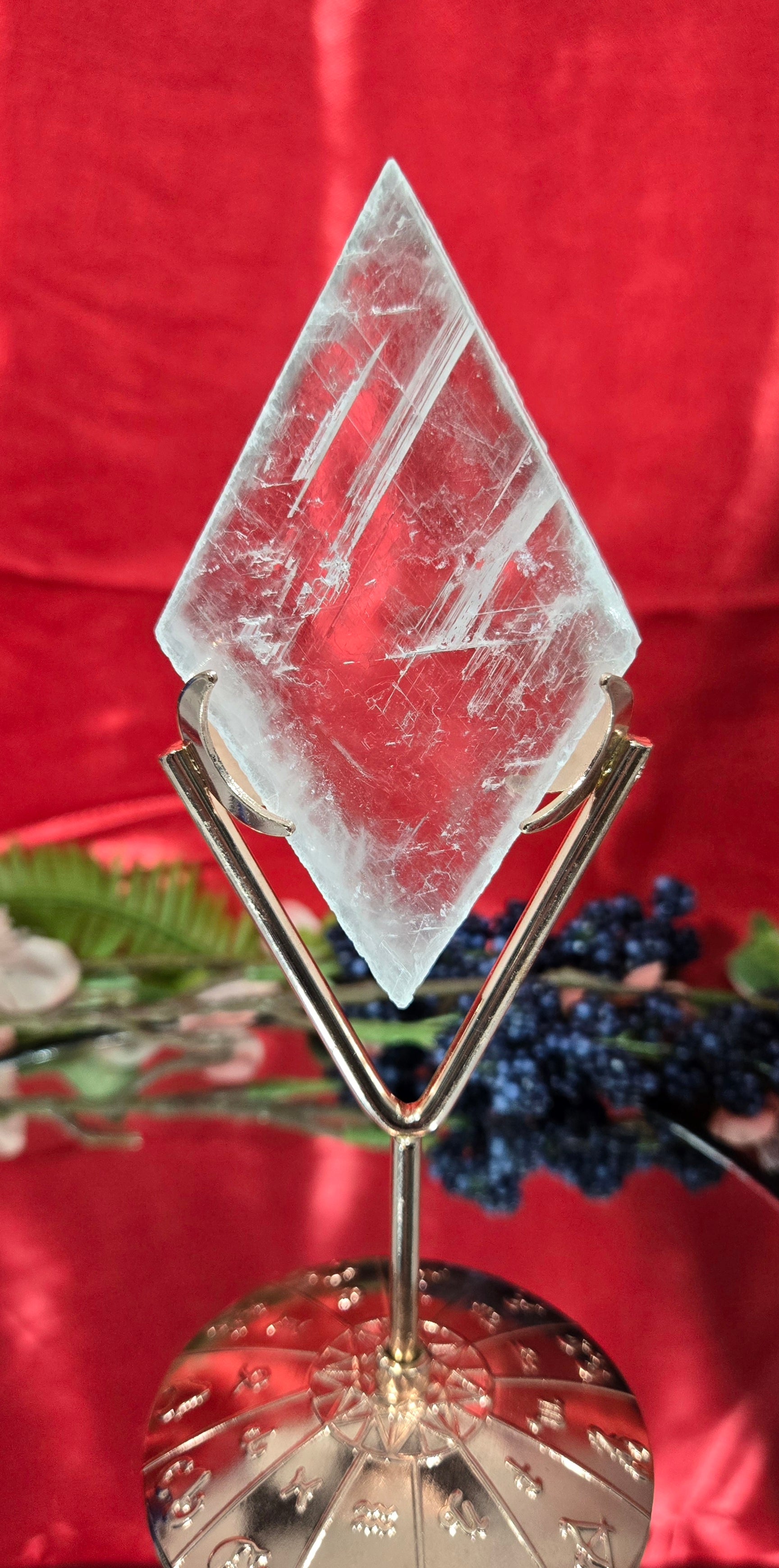GYPSUM SELENITE WITH STAND