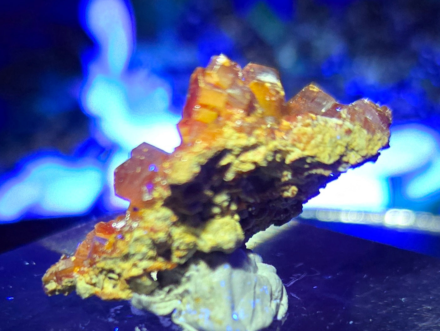 VANADINITE CLUSTER