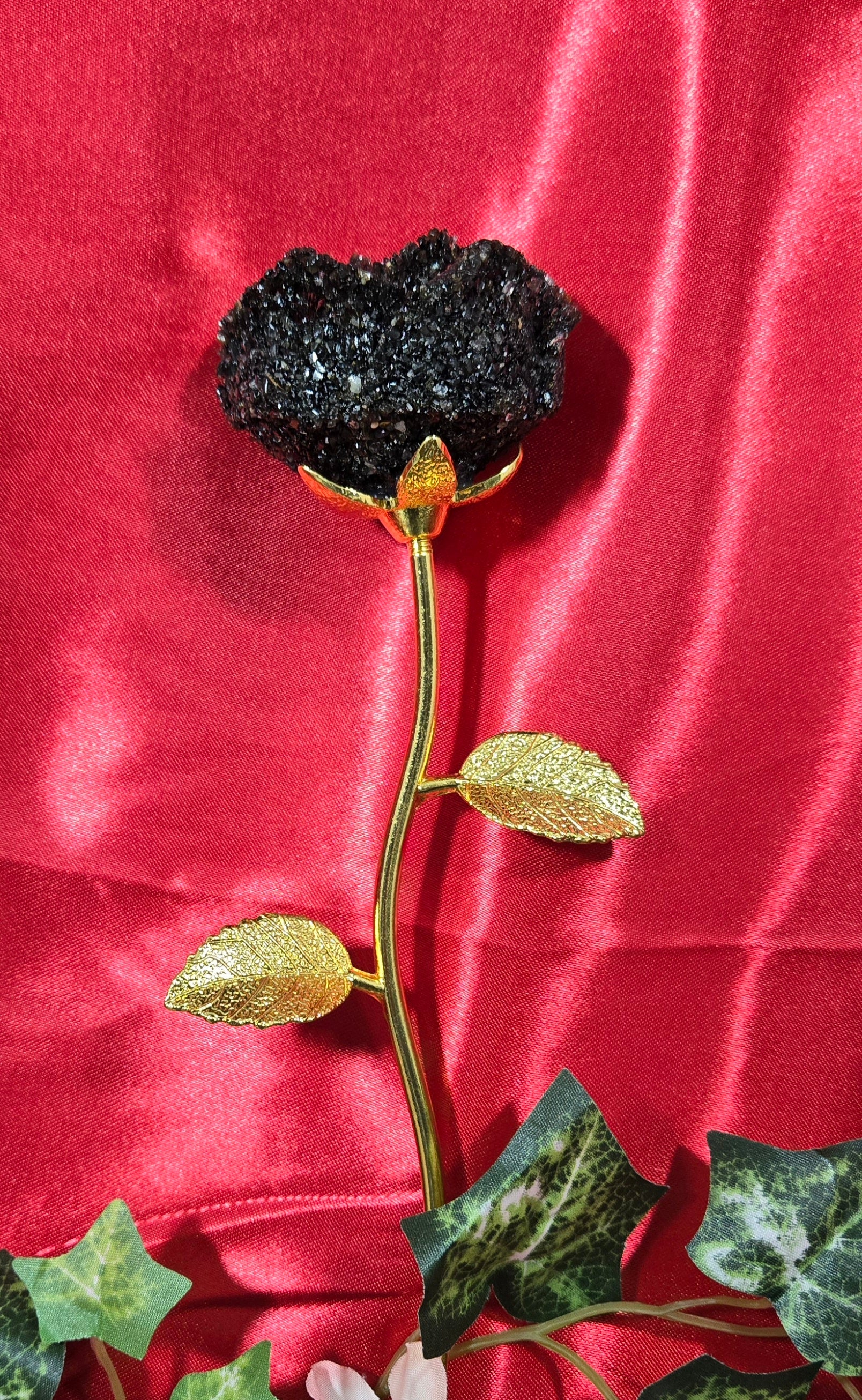 BLACK CHIP FLUORITE FLOWER