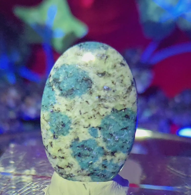 K2 JASPER CABOCHON