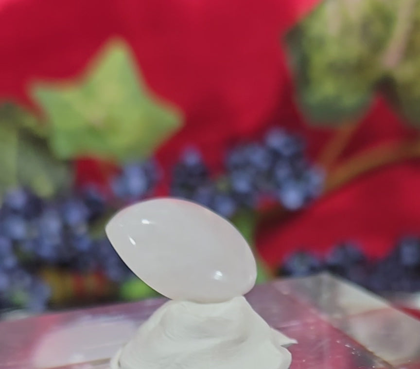 MOONSTONE CABOCHON