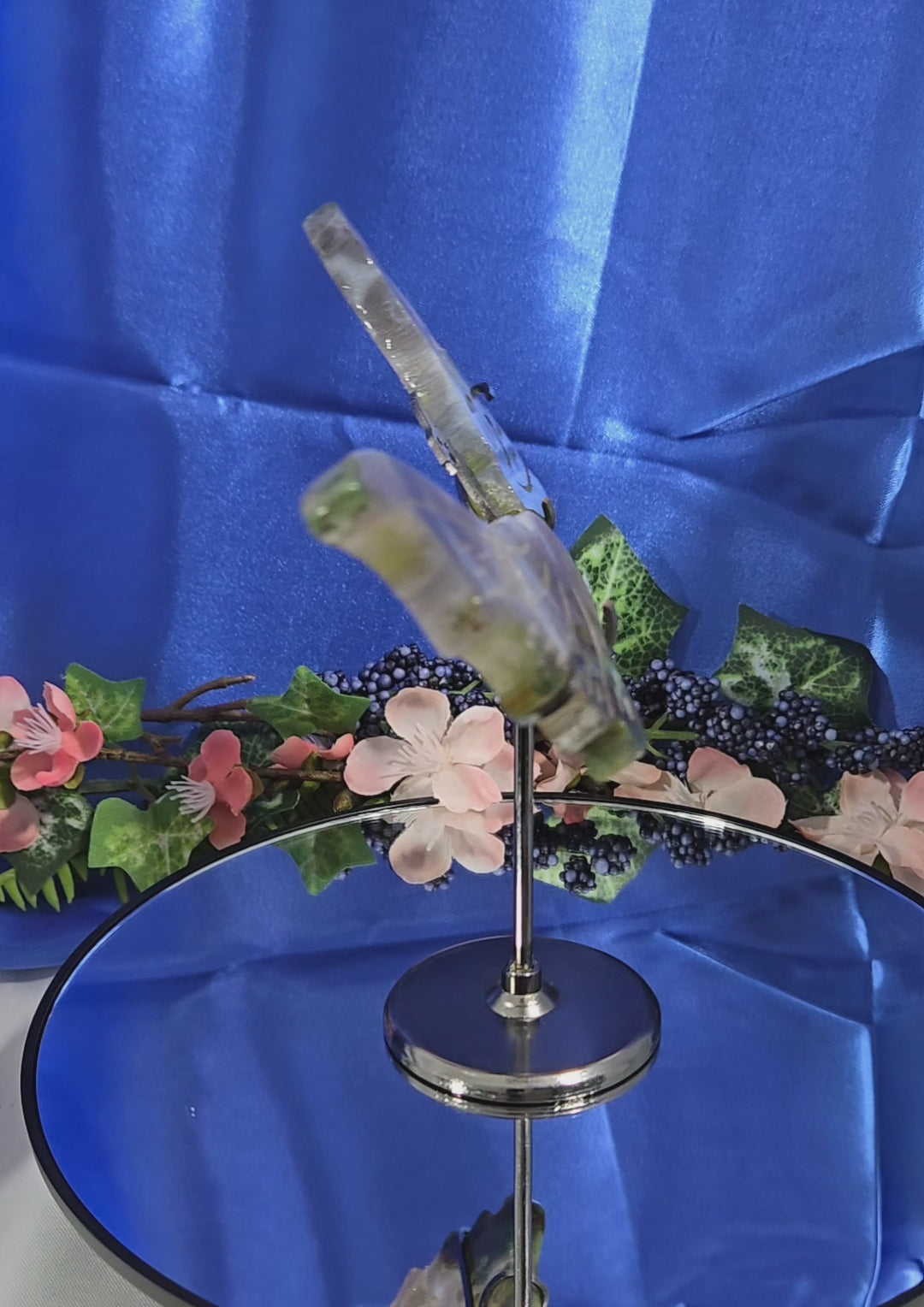 DRAGON WINGS WITH STAND