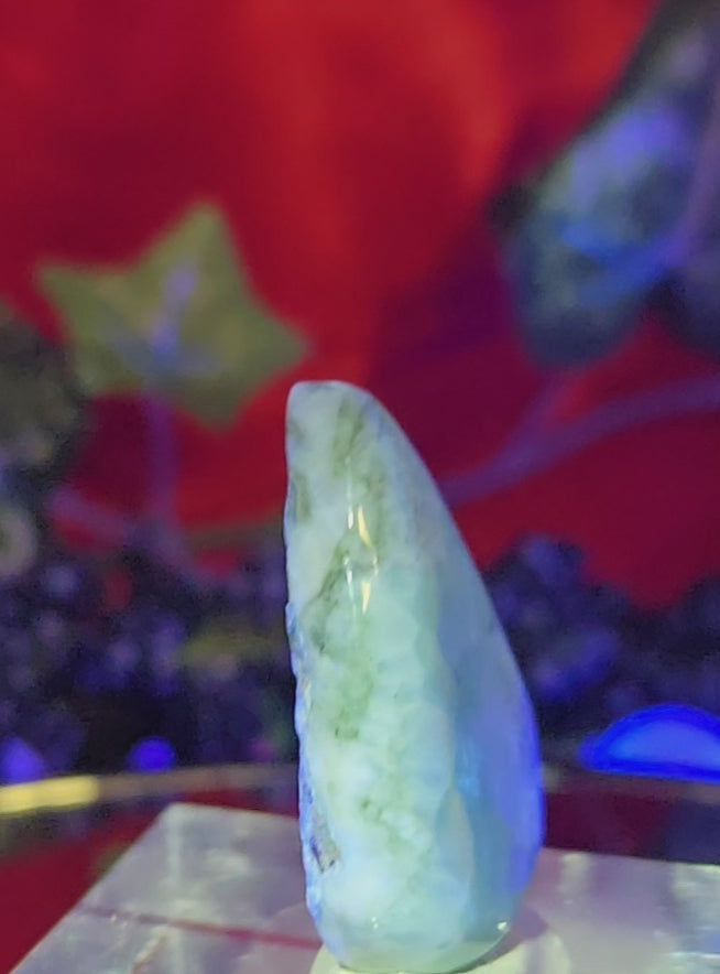 LARIMAR CABOCHON