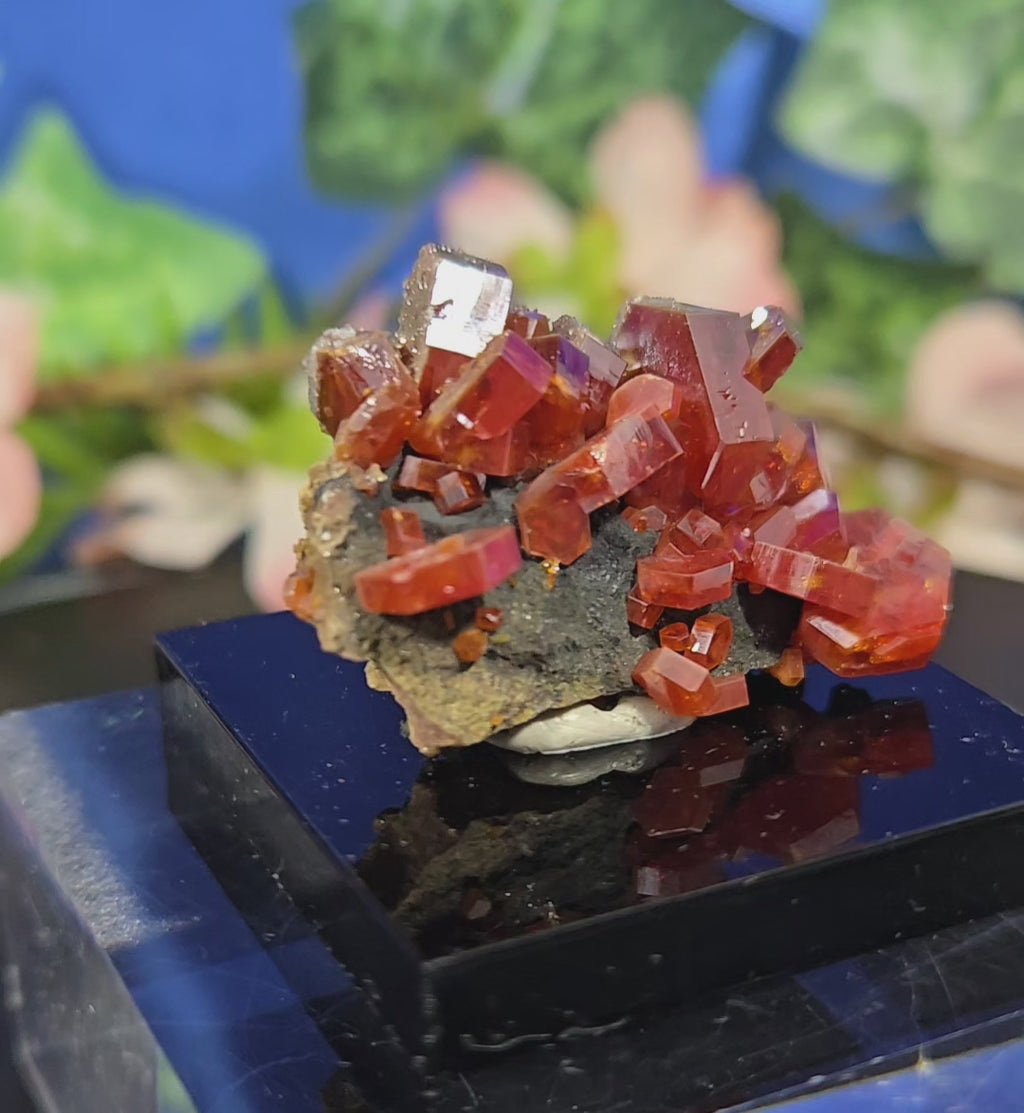 VANADINITE CLUSTER