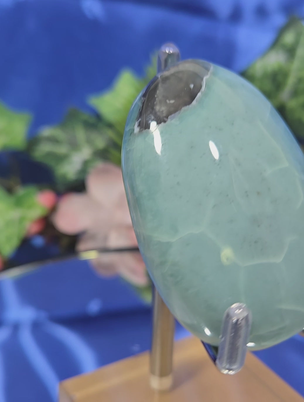 GREEN OPAL PALM STONE