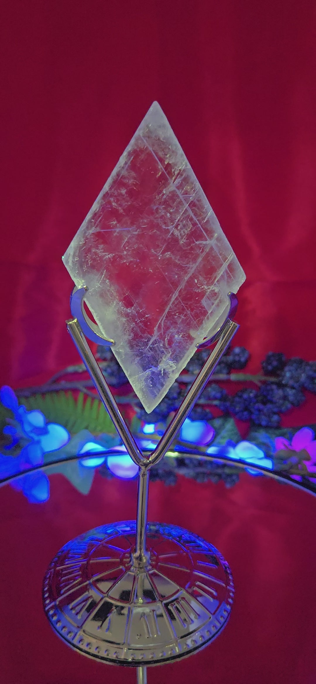 GYPSUM SELENITE WITH STAND