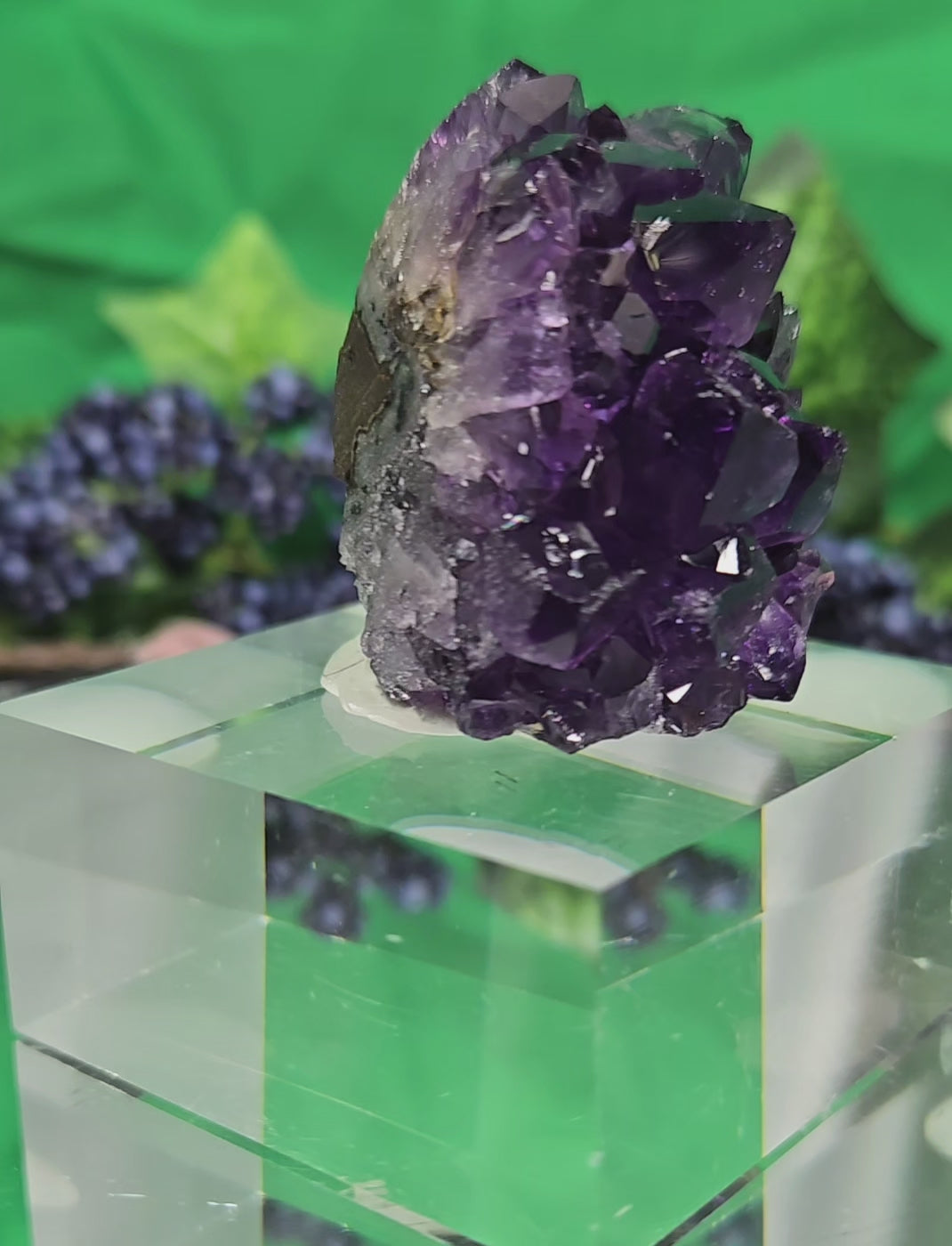 AMETHYST CLUSTER