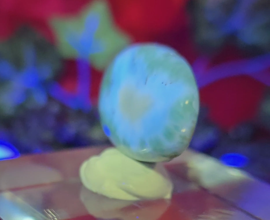 LARIMAR CABOCHON