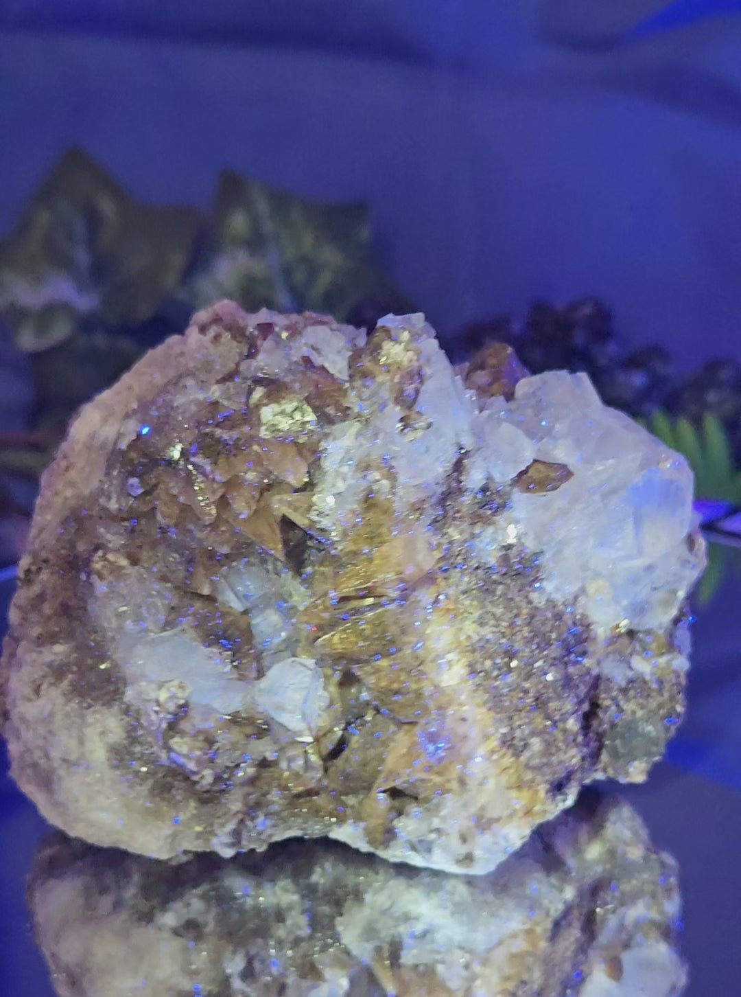 DOG TOOTH CALCITE