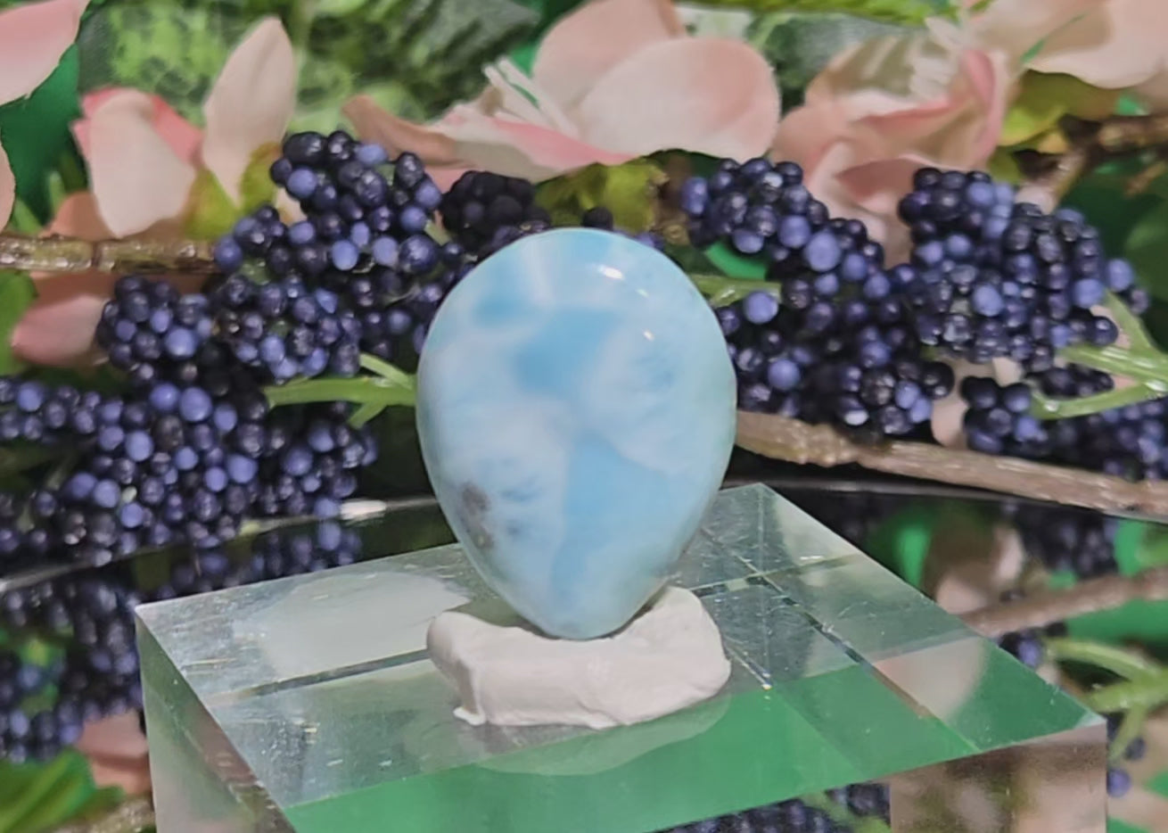 LARIMAR CABOCHON