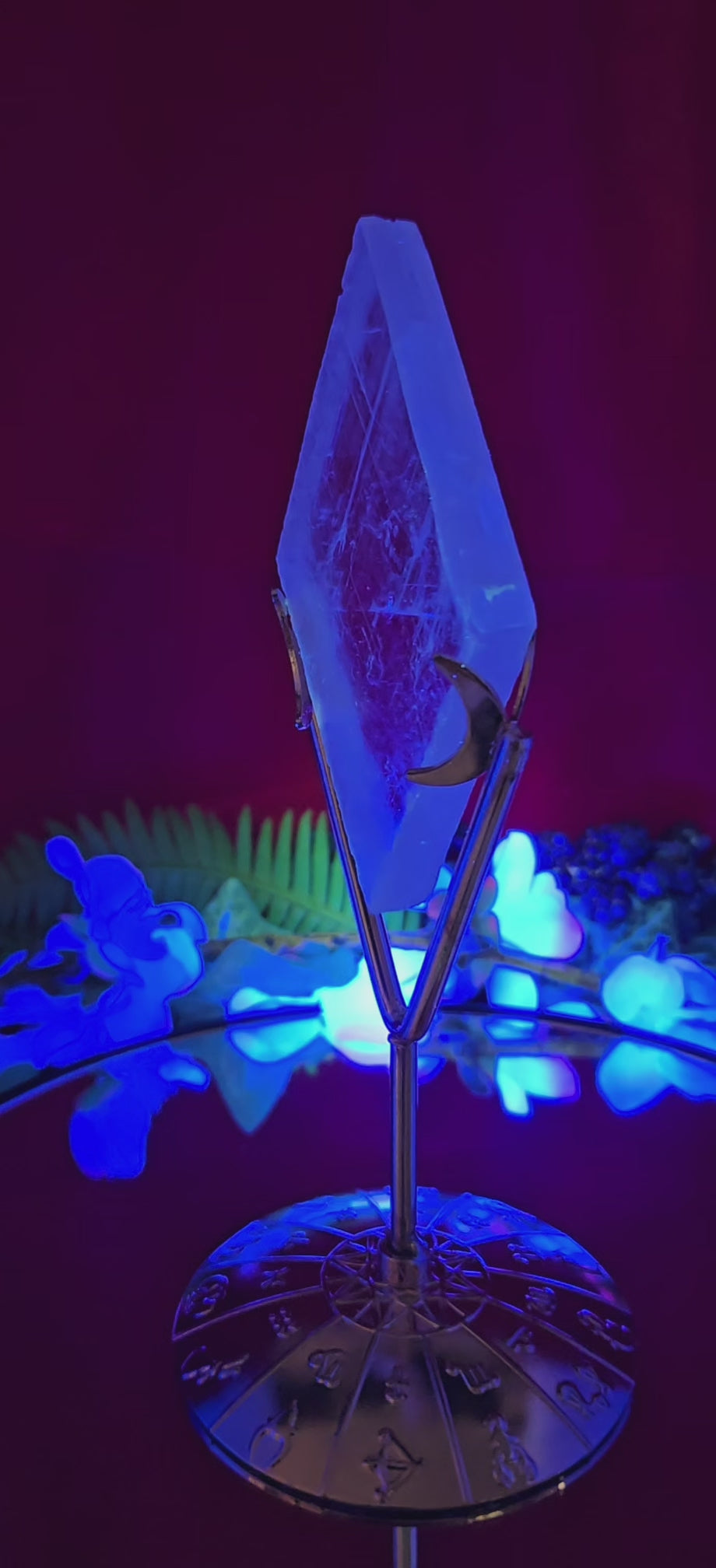 GYPSUM SELENITE WITH STAND