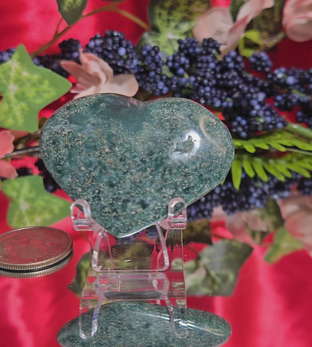 GREEN SERPENTINE HEART