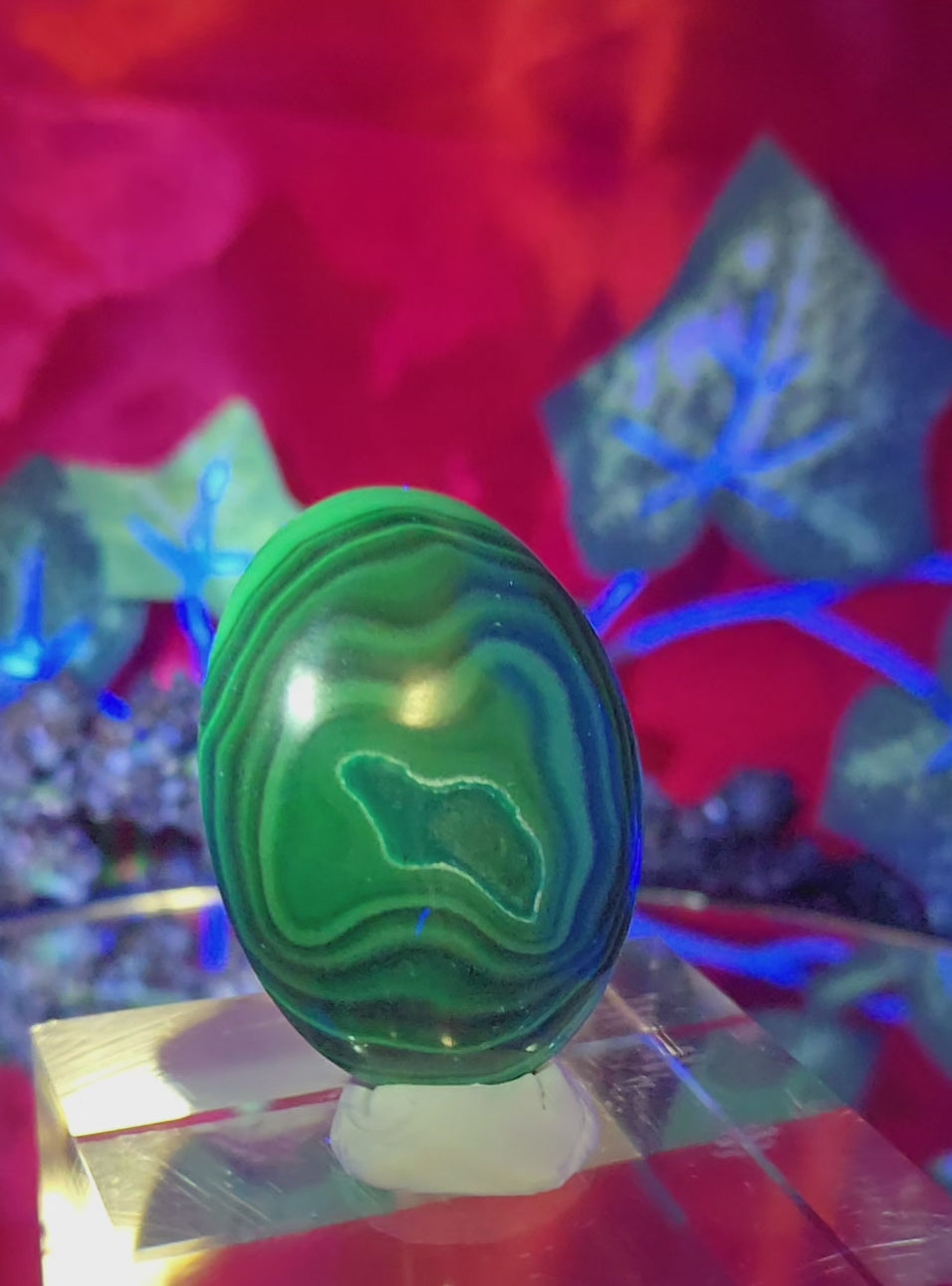 MALACHITE CABOCHON