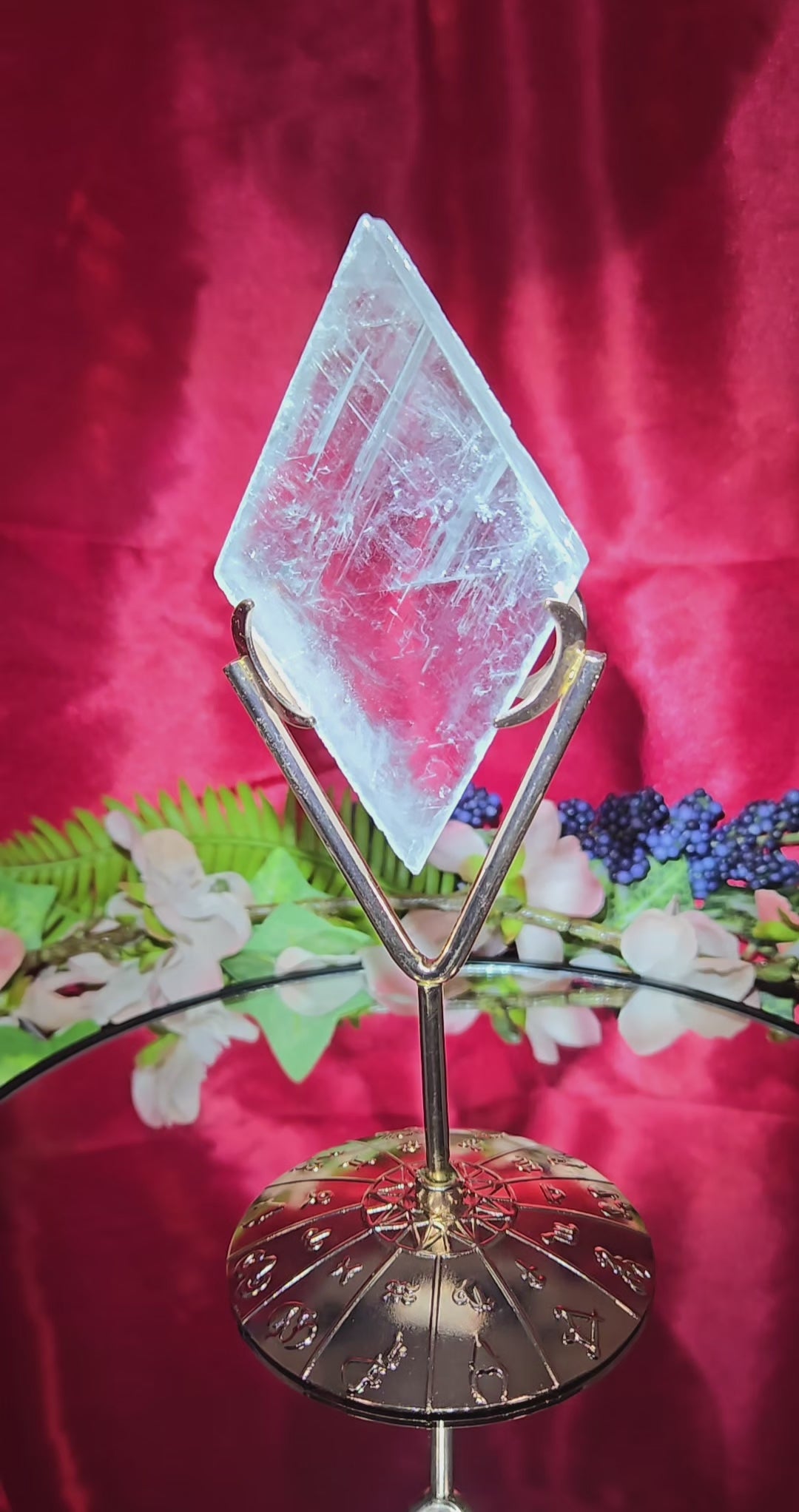 GYPSUM SELENITE WITH STAND