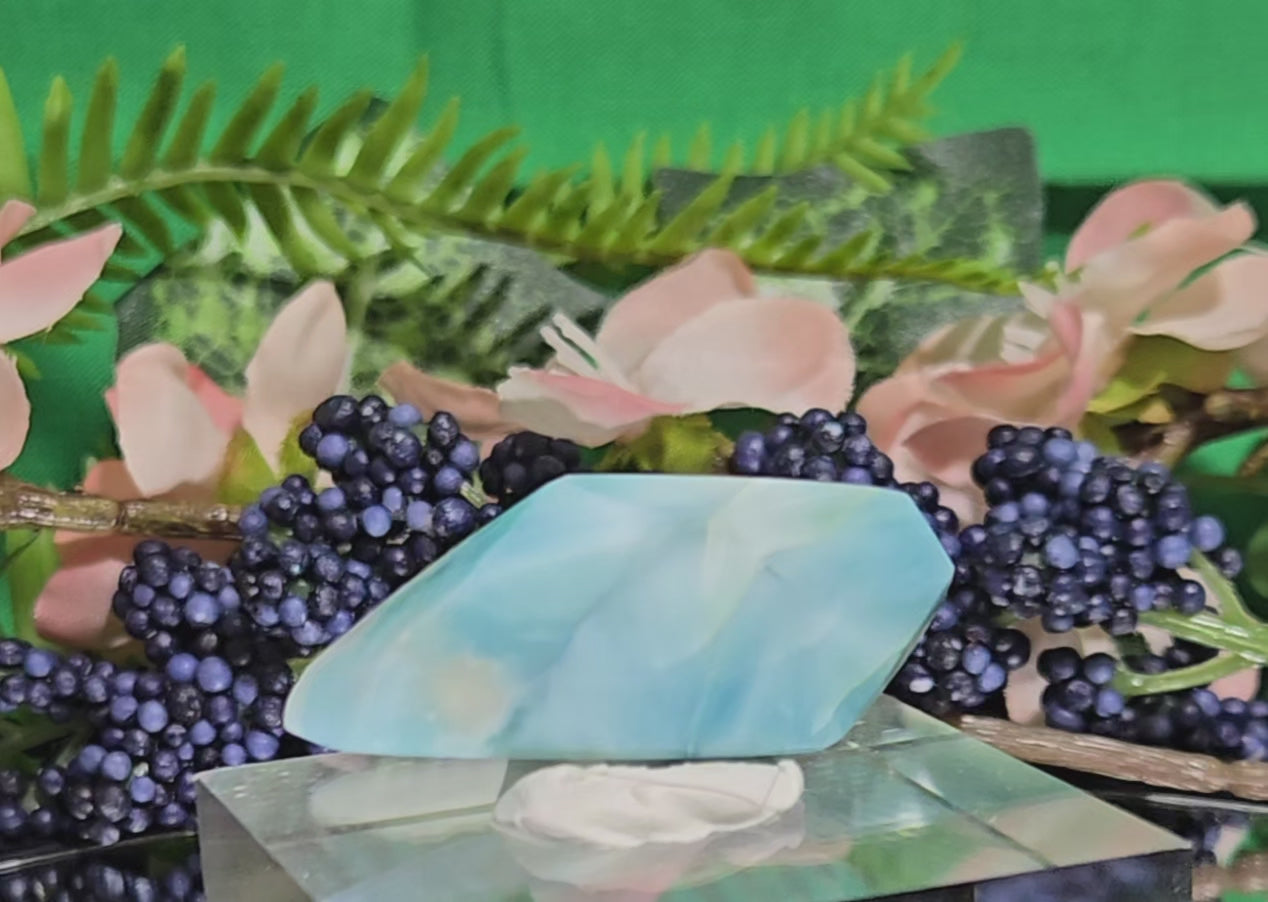 LARIMAR CABOCHON