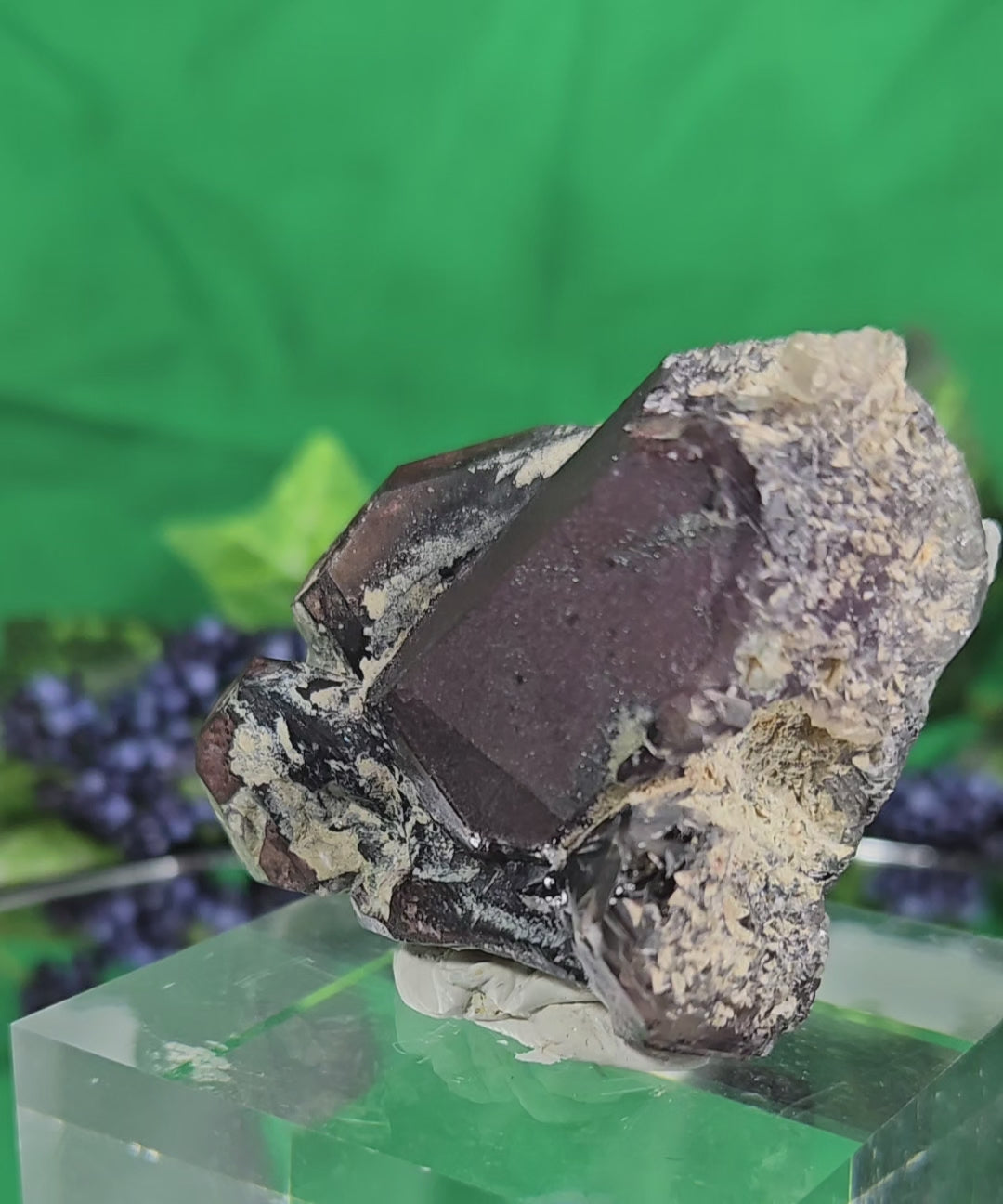 AMETHYST CLUSTER BRANDBERG