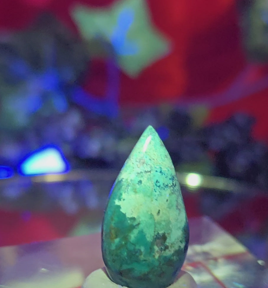 SHATTUCKITE CABOCHON