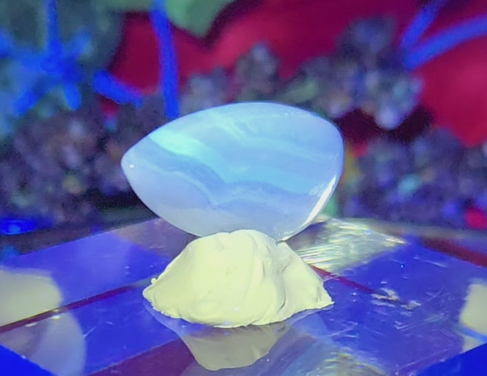BLUE LACE AGATE